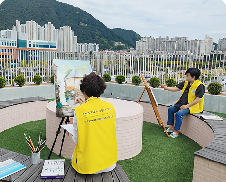 Skills-based volunteering in progress